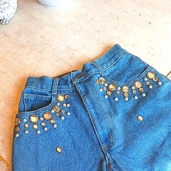 Ladies Vintage jeans,brand- Monique..u.s.a.,size 3/4..crystal embellishments - Picture 10 of 14